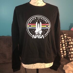NWT NASA Sweatshirt, Large